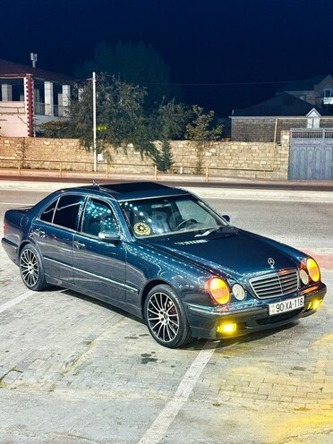 Mercedes E 240 1999, 306,522 km - 2.4 l - Bakı