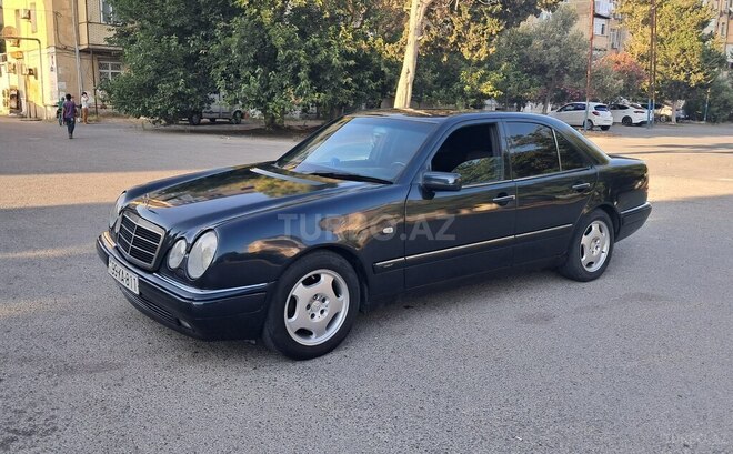 Mercedes E 230 1997, 447,569 km - 2.3 l - Bakı