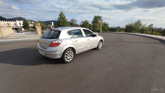 Opel Astra 2005, 182,500 km - 1.4 l - Qəbələ