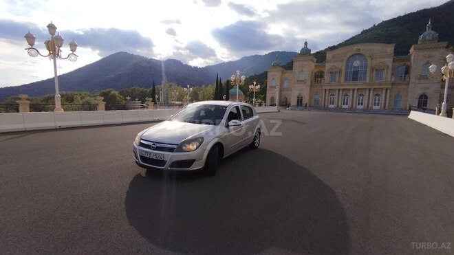 Opel Astra 2005, 182,500 km - 1.4 l - Qəbələ