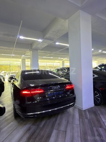 Audi A8 2014, 262,000 km - 4.0 l - Bakı