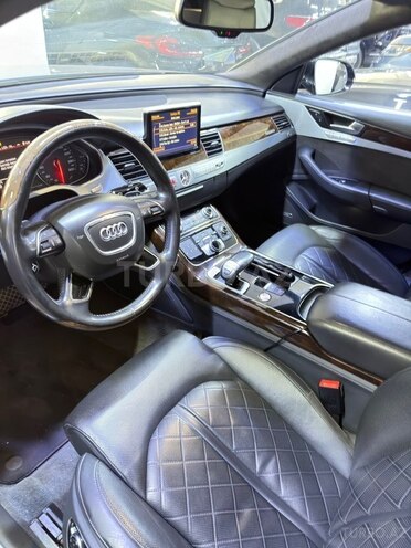 Audi A8 2014, 262,000 km - 4.0 l - Bakı
