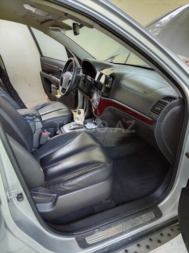 Hyundai Santa Fe 2009, 231,000 km - 2.0 л - Quba