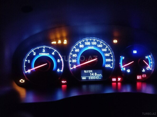 Hyundai Santa Fe 2009, 231,000 km - 2.0 л - Quba