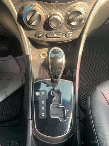 Hyundai Accent 2017, 188,000 km - 1.4 л - Bakı