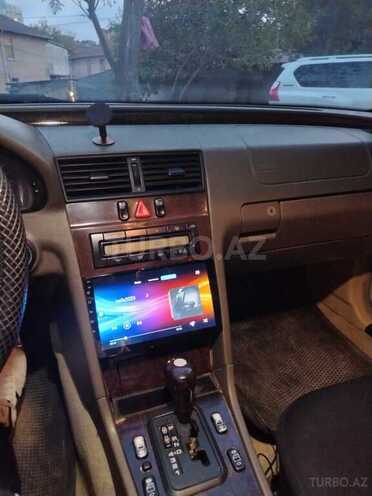 Mercedes C 230 1997, 266,000 km - 2.3 l - Sumqayıt