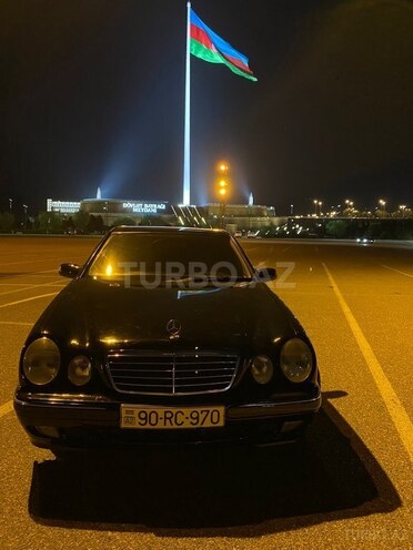 Mercedes E 320 2000, 424,000 km - 3.2 l - Bakı