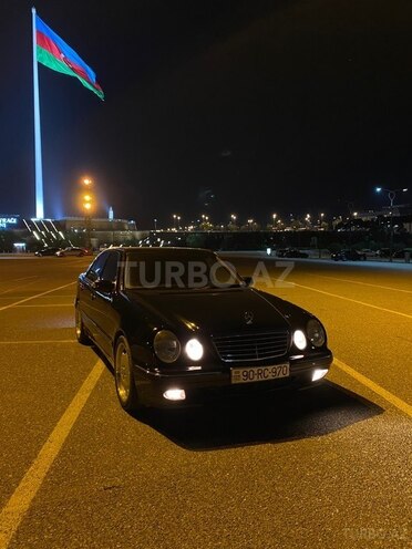 Mercedes E 320 2000, 424,000 km - 3.2 l - Bakı