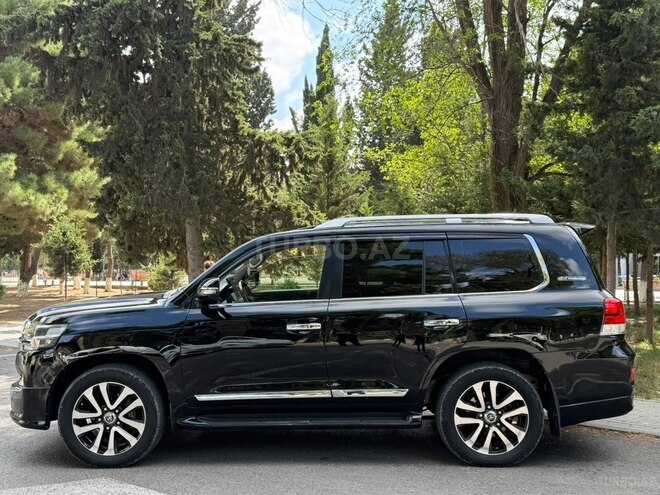 Toyota Land Cruiser 2011, 274,000 km - 4.0 l - Şabran