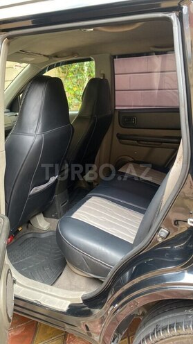 Nissan X-Trail 2010, 239,000 km - 2.0 l - Bakı