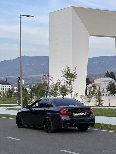 BMW 528 2014, 210,000 km - 2.0 л - Bakı