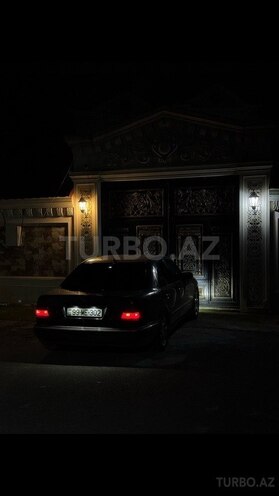 Mercedes E 320 2001, 450,000 km - 3.2 l - Bakı