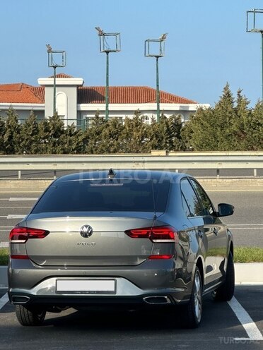 Volkswagen Polo 2021, 105,000 km - 1.6 l - Bakı