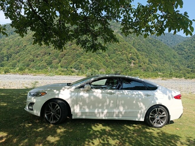 Ford Fusion (North America) 2019, 160,000 km - 2.0 л - Bakı
