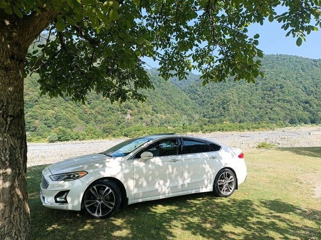 Ford Fusion (North America) 2019, 160,000 km - 2.0 л - Bakı