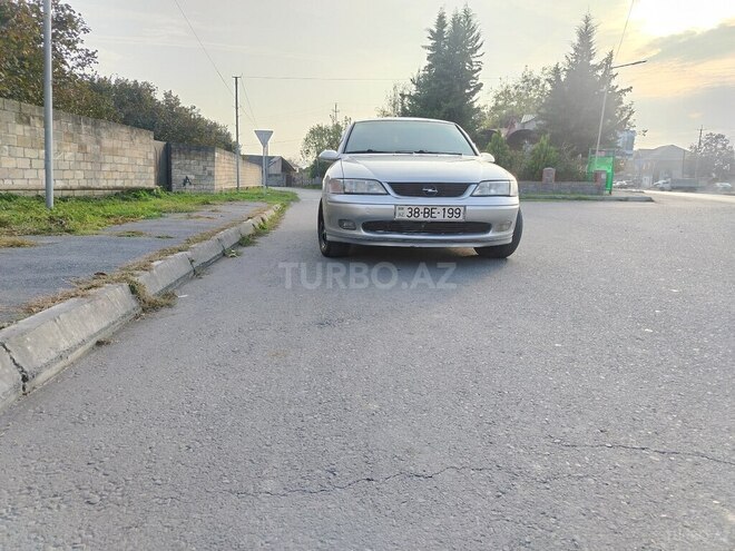 Opel Vectra 1999, 256,899 km - 1.8 l - Zaqatala