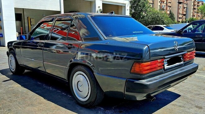 Mercedes 190 1993, 352,874 km - 2.0 l - Bakı