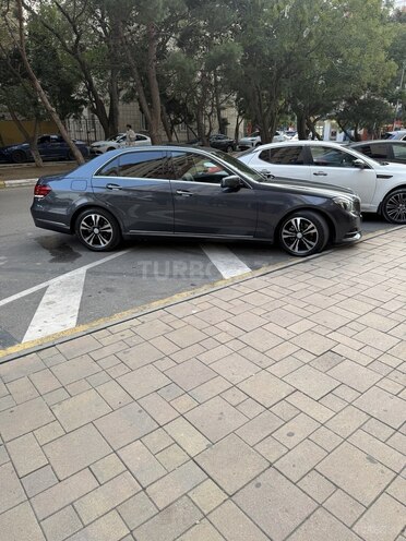 Mercedes E 220 2015, 191,111 km - 2.1 l - Bakı