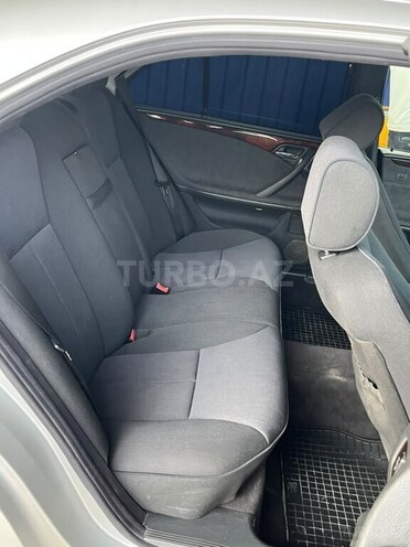 Mercedes E 200 2001, 366,246 km - 2.0 l - Gəncə