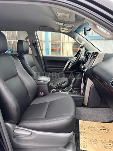 Toyota Land Cruiser Prado 2010, 211,600 km - 2.7 l - Zaqatala