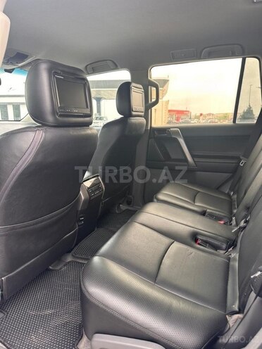 Toyota Land Cruiser Prado 2010, 211,600 km - 2.7 l - Zaqatala