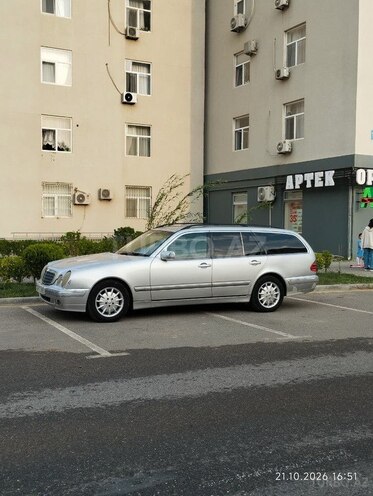 Mercedes E 240 1999, 370,000 km - 2.4 л - Bakı