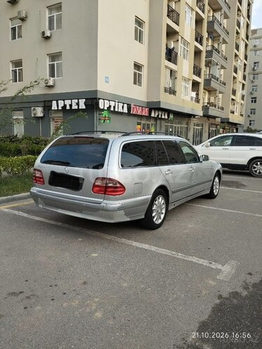 Mercedes E 240 1999, 370,000 km - 2.4 л - Bakı
