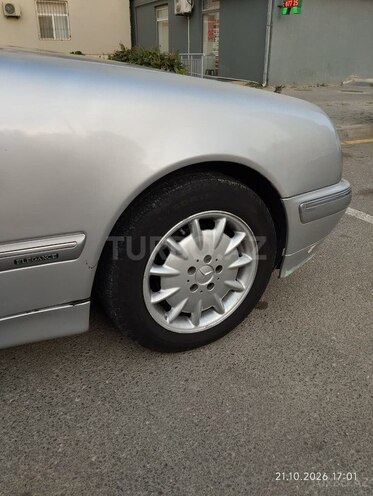 Mercedes E 240 1999, 370,000 km - 2.4 л - Bakı