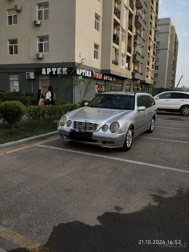 Mercedes E 240 1999, 370,000 km - 2.4 л - Bakı