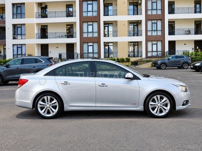 Chevrolet Cruze 2014, 253,000 km - 1.4 l - Sumqayıt