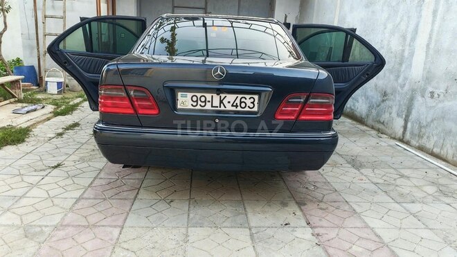 Mercedes E 240 1998, 365,000 km - 2.4 l - Bakı