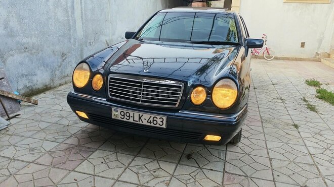 Mercedes E 240 1998, 365,000 km - 2.4 l - Bakı