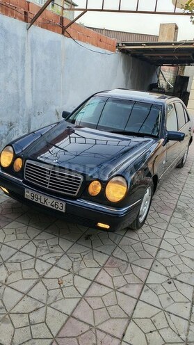 Mercedes E 240 1998, 365,000 km - 2.4 l - Bakı