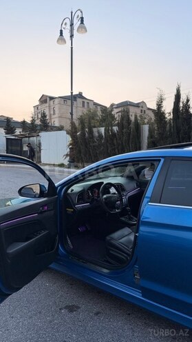 Hyundai Elantra 2018, 148,060 km - 1.6 л - Bakı
