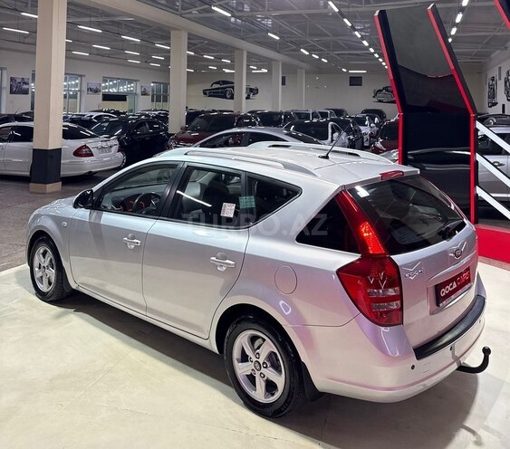 Kia  2008, 288,555 km - 1.6 l - Sumqayıt