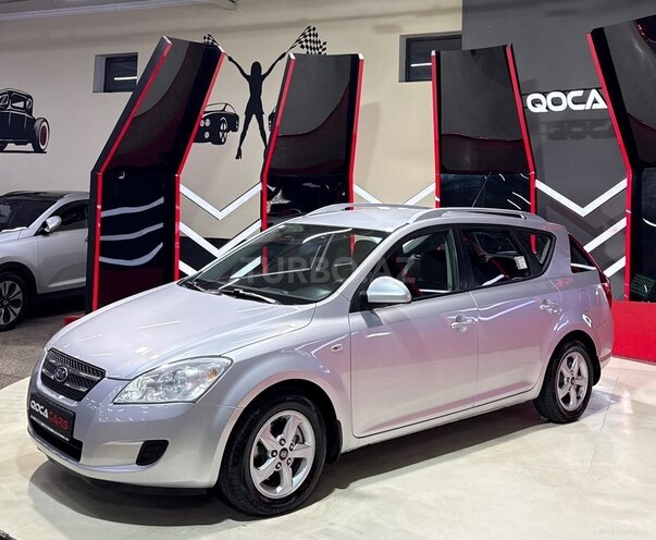 Kia  2008, 288,555 km - 1.6 l - Sumqayıt