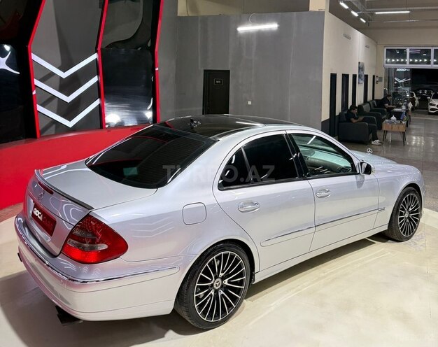 Mercedes E 220 2002, 270,000 km - 2.2 l - Sumqayıt