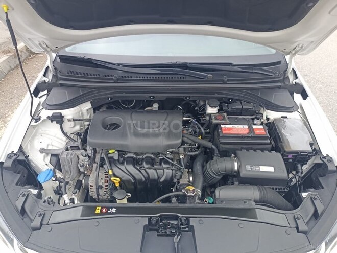 Hyundai Avante 2017, 181,000 km - 1.6 л - Bakı
