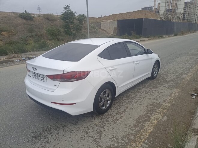 Hyundai Avante 2017, 181,000 km - 1.6 л - Bakı