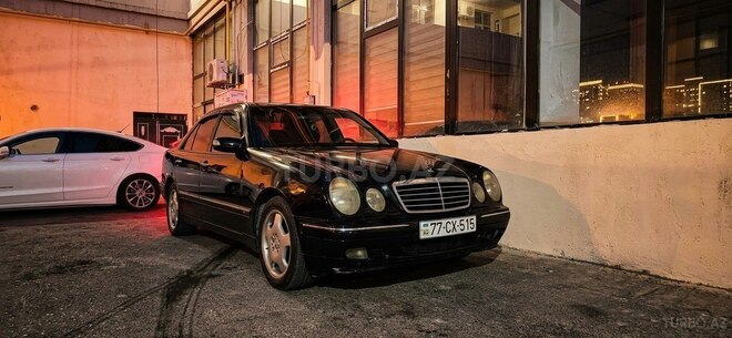 Mercedes E 240 2000, 304,444 km - 2.4 l - Bakı