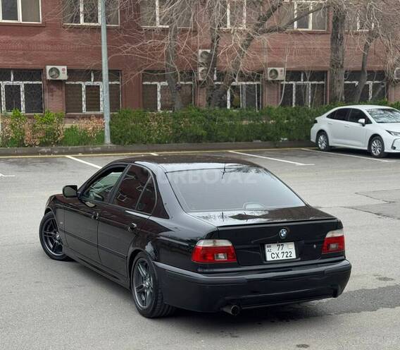 BMW 525 2002, 300,000 km - 2.5 l - Sumqayıt