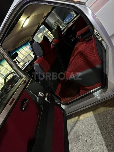 GAZ 24 1982, 200,000 km - 2.5 л - Bakı