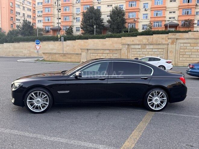 BMW 750 2011, 232,000 km - 4.4 л - Bakı