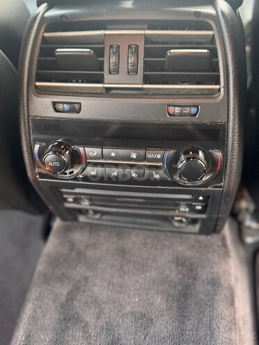 BMW 750 2011, 232,000 km - 4.4 л - Bakı