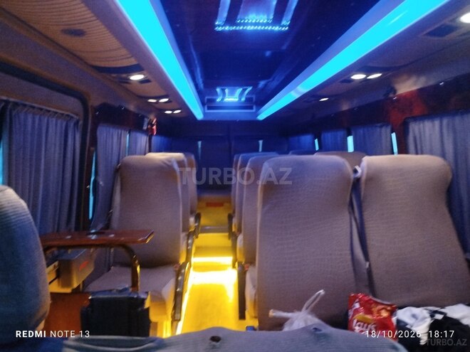 Mercedes Sprinter 313 2002, 421,904 km - 2.2 l - Zaqatala