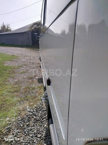 Mercedes Sprinter 313 2002, 421,904 km - 2.2 l - Zaqatala