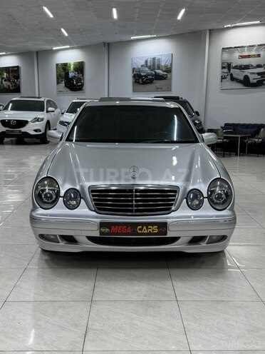 Mercedes E 240 2000, 241,000 km - 2.4 l - Sumqayıt