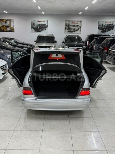 Mercedes E 240 2000, 241,000 km - 2.4 l - Sumqayıt