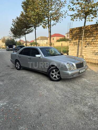 Mercedes E 280 1996, 338,560 km - 2.8 л - Bakı
