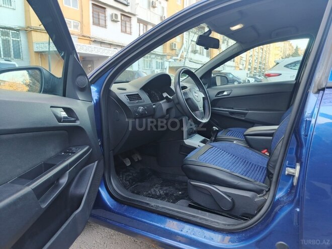 Opel Astra 2009, 362,500 km - 1.4 l - Bakı